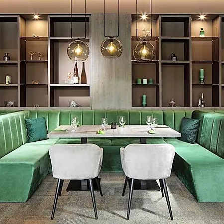 Hotel Pinia & Bedrichov (Liberec)